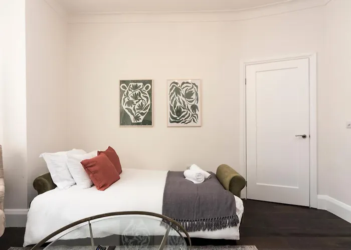 Pass The Keys Elegant Modern 2 Bed Flat Near Greenwich Park