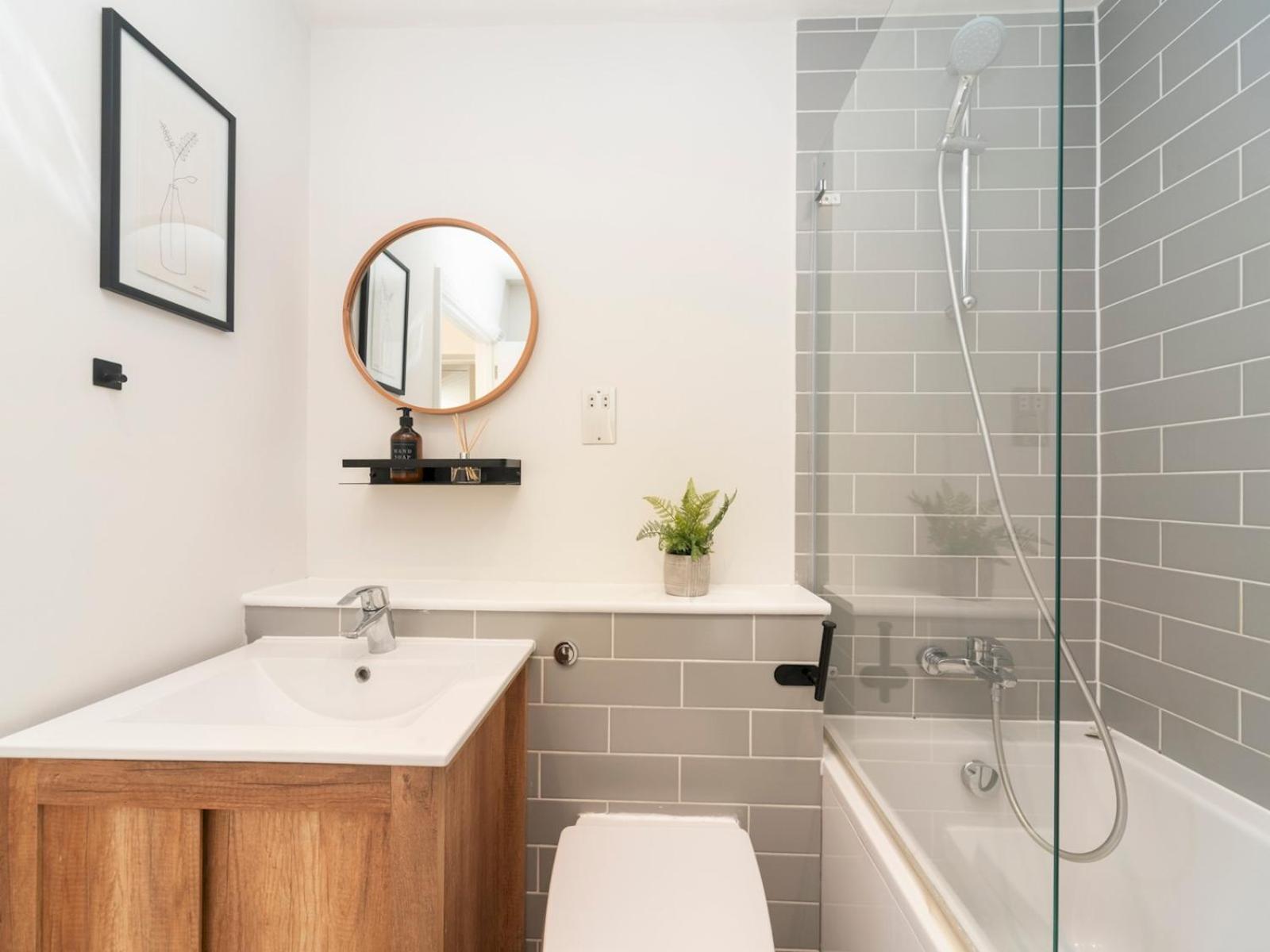 Ferienhaus Pass The Keys Elegant Modern 2 Bed Flat Near Greenwich Park London